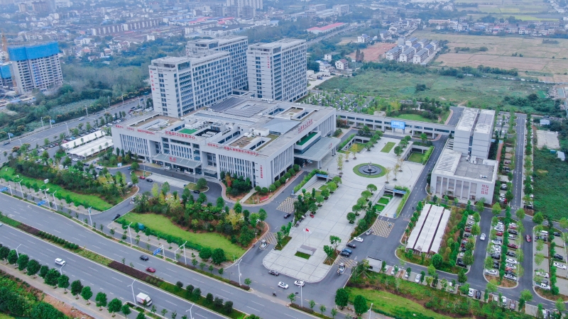 洞庭湖畔，生命方舟一一汉寿县人民医院