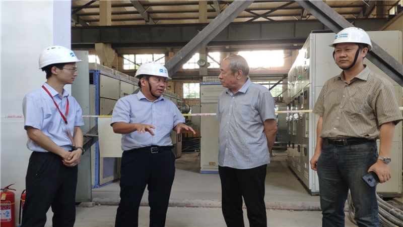 易凡总经理赴宁夏回族自治区总包项目现场检查安全生产工作